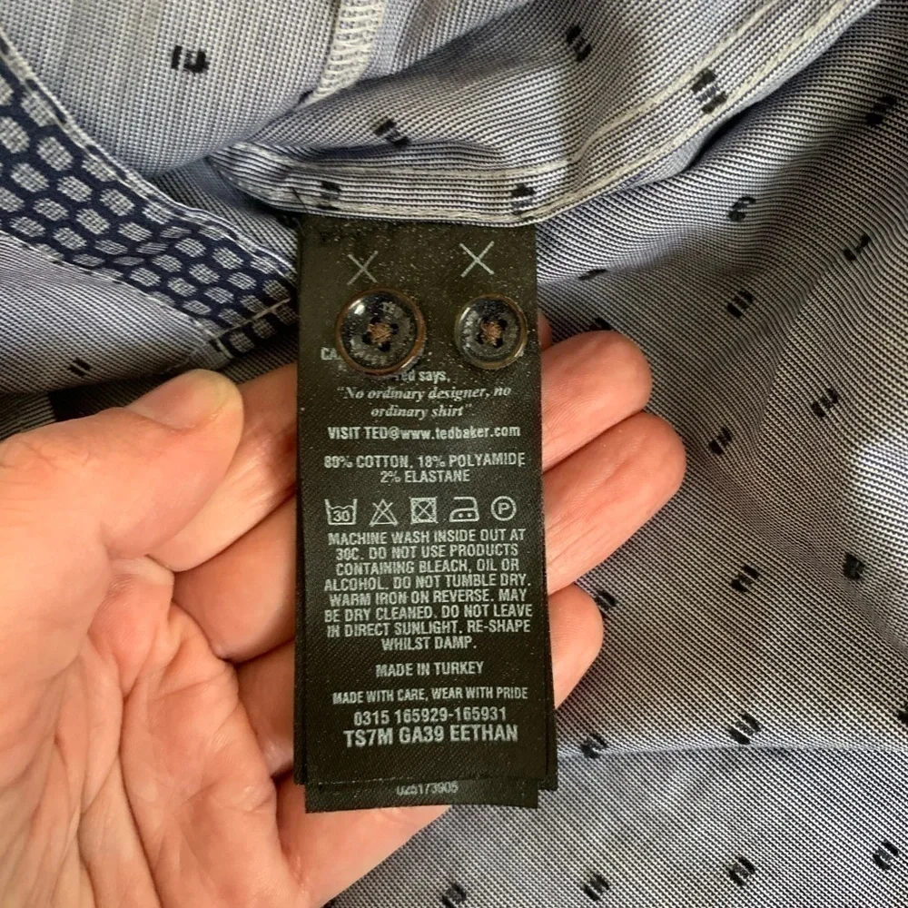 NWOT Men’s Ted Baker Long Sleeved Button Down! - Picture 5 of 8